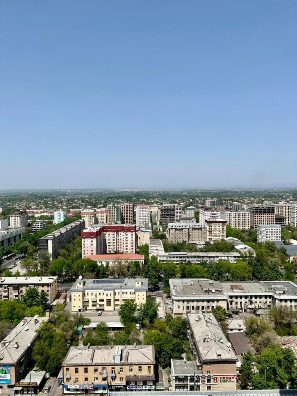 Bishkek Park Residence Bagian luar foto